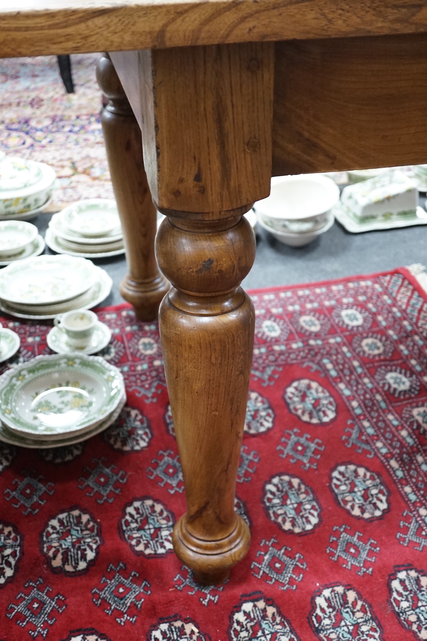 A Victorian style rectangular elm farmhouse table, length 272cm, depth 87cm, height 78cm